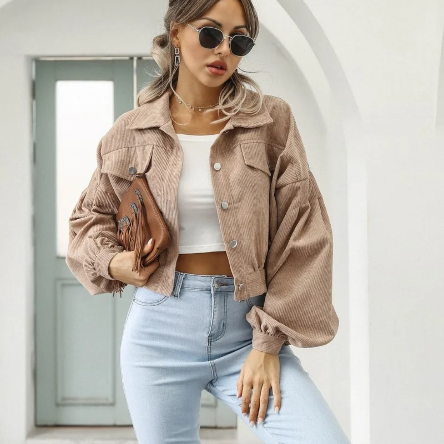 Cassie - ribfluwelen lantaarnmouw cropped jack