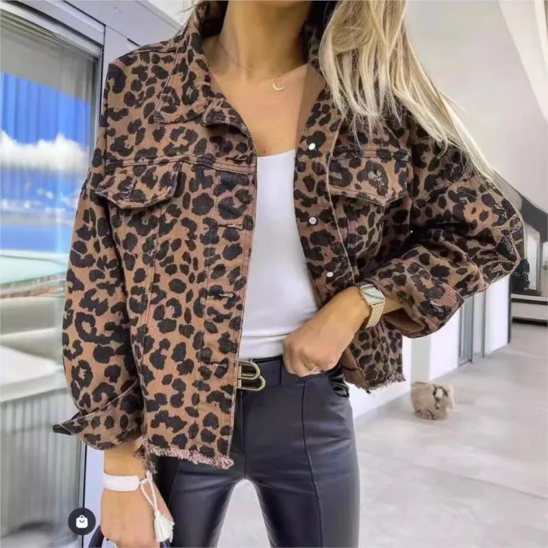 Joana - Denimjack met Luipaardprint